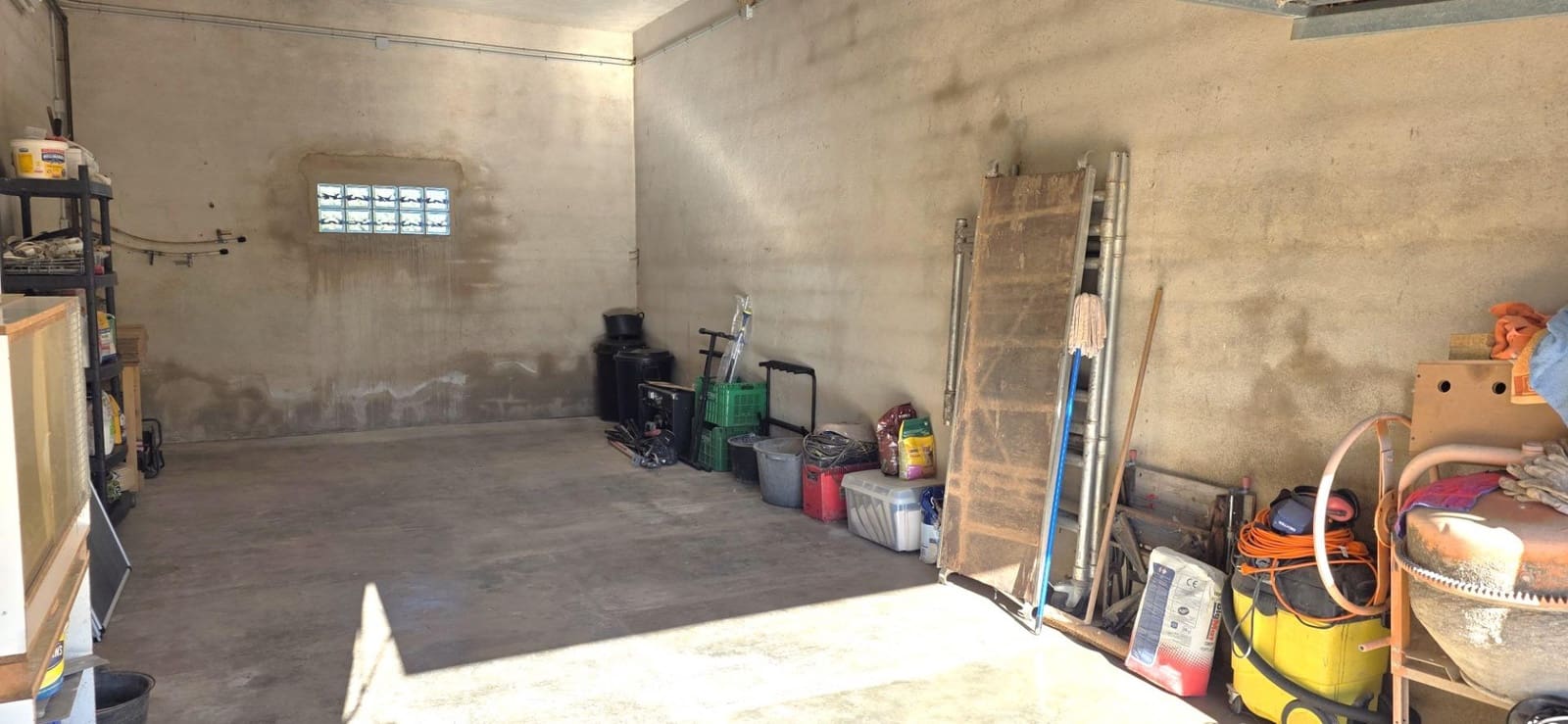 4 slaapkamer Villa te koop in Sant Jordi met zwembad garage - € 399.000 (Ref: 9634506)