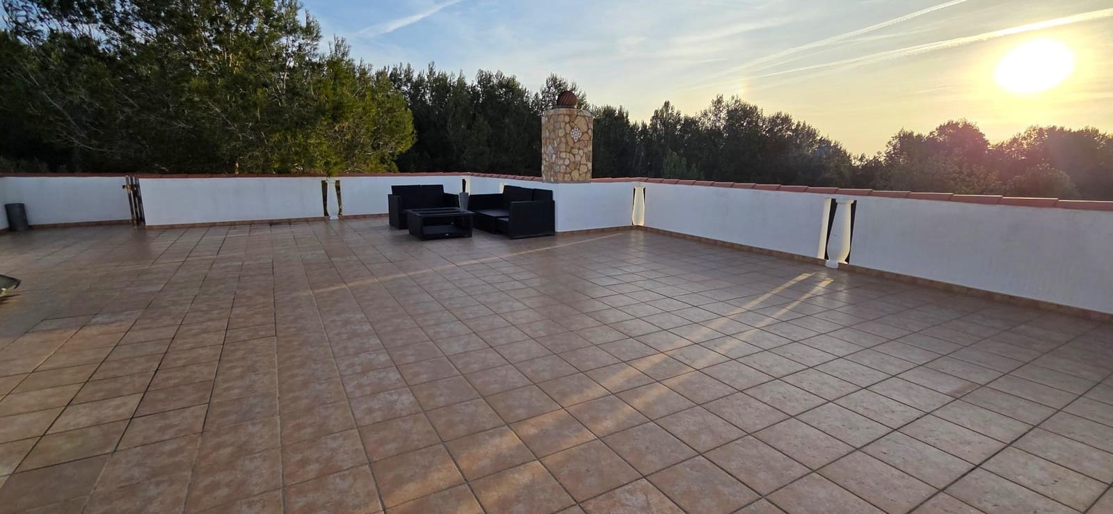 4 slaapkamer Villa te koop in Sant Jordi met zwembad garage - € 399.000 (Ref: 9634506)