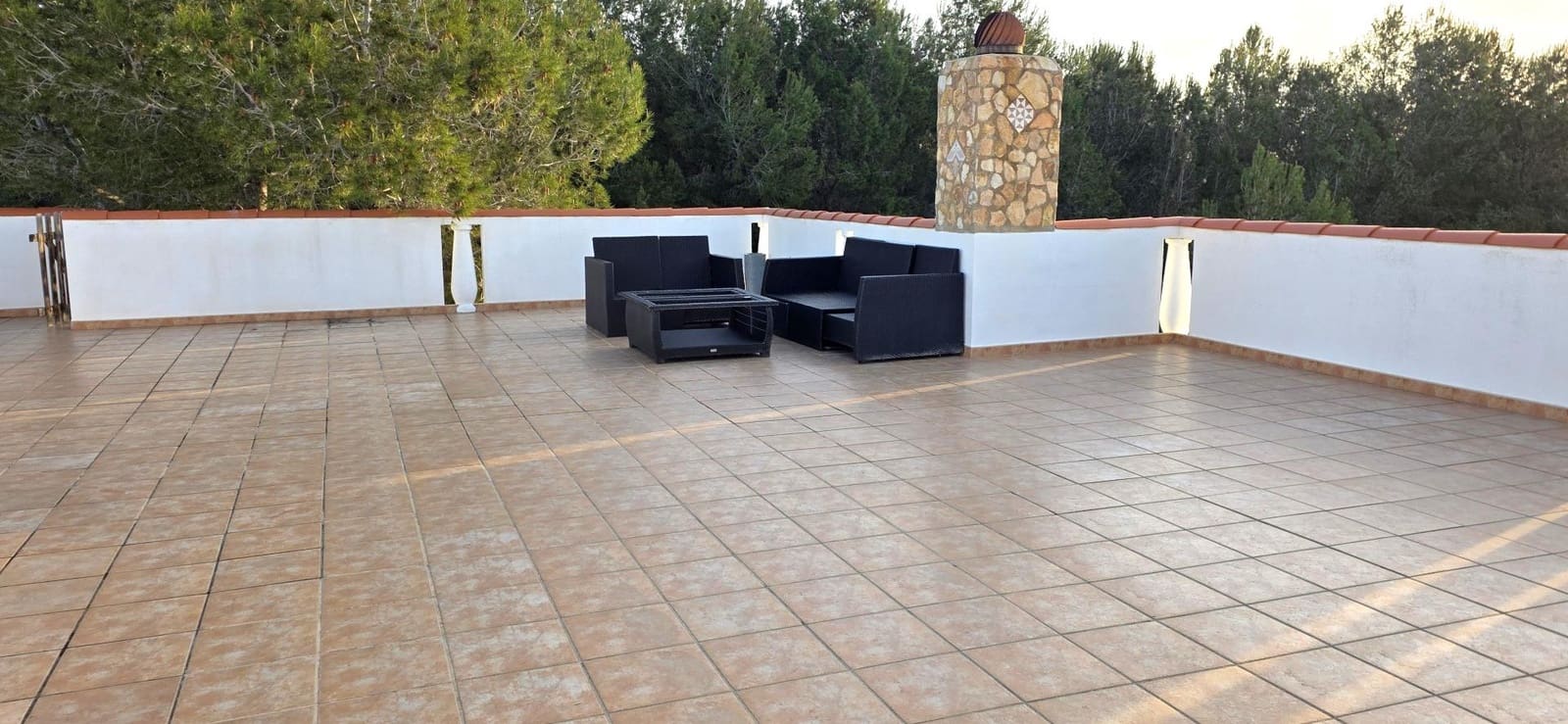 4 slaapkamer Villa te koop in Sant Jordi met zwembad garage - € 399.000 (Ref: 9634506)