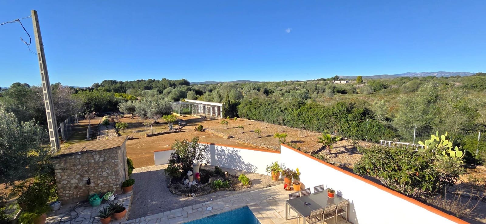 4 slaapkamer Villa te koop in Sant Jordi met zwembad garage - € 399.000 (Ref: 9634506)