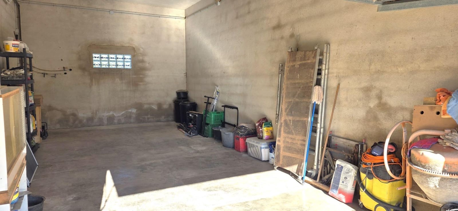 4 slaapkamer Villa te koop in Sant Jordi met zwembad garage - € 399.000 (Ref: 9634506)