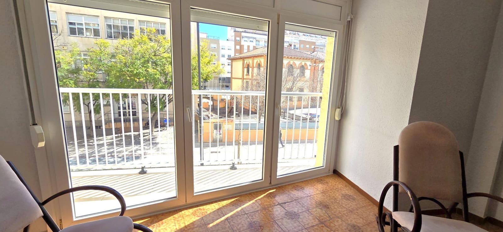 4 bedroom Flat for sale in Vinaros with garage - € 240,000 (Ref: 9670889)