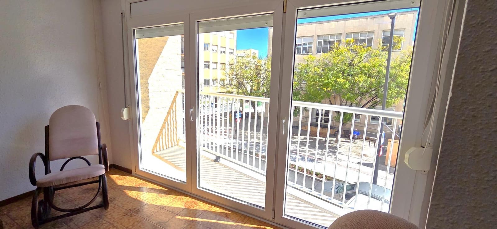 4 bedroom Flat for sale in Vinaros with garage - € 240,000 (Ref: 9670889)