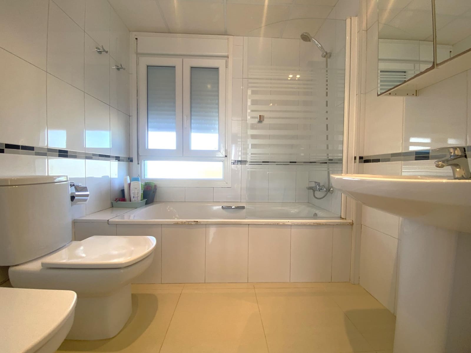 4 sypialnia Willa na sprzedaż w Vinaros z basenem garażem - 499 999 € (Ref: 9702107)