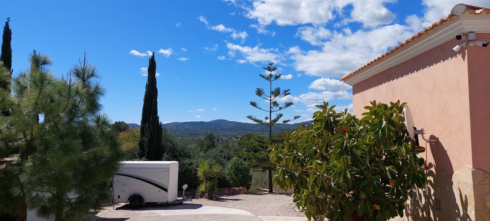 4 bedroom Villa for sale in Calig with pool garage - € 525,000 (Ref: 9741879)