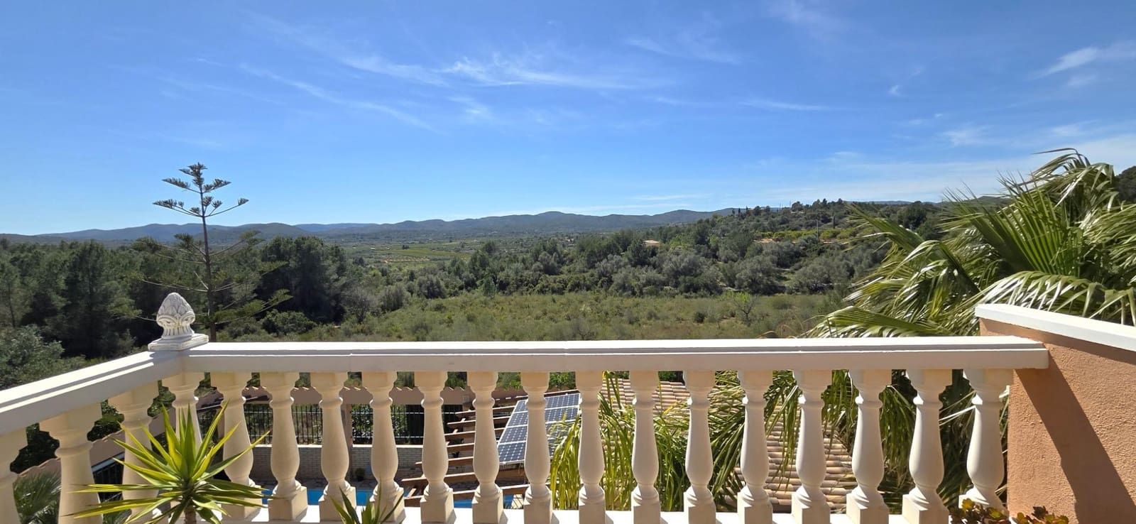 4 bedroom Villa for sale in Calig with pool garage - € 525,000 (Ref: 9741879)