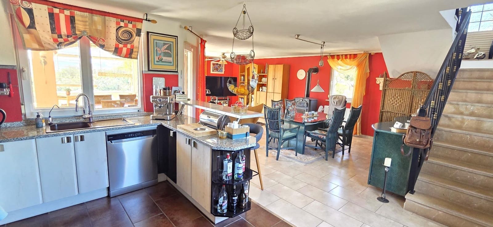 4 bedroom Villa for sale in Calig with pool garage - € 525,000 (Ref: 9741879)