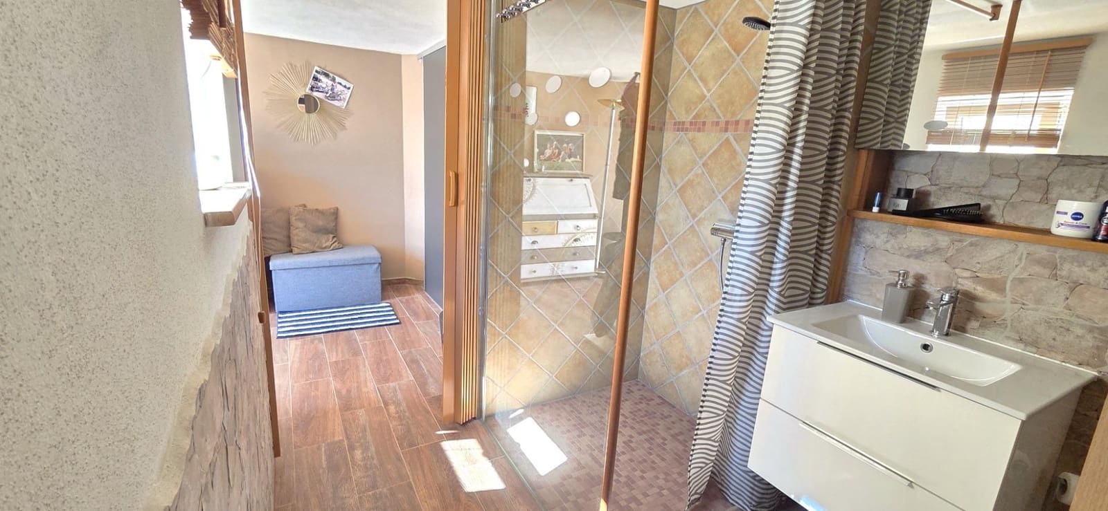 4 bedroom Villa for sale in Calig with pool garage - € 525,000 (Ref: 9741879)