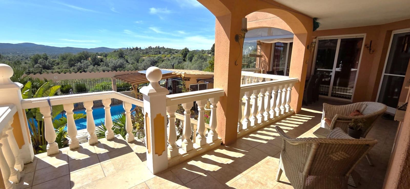 4 bedroom Villa for sale in Calig with pool garage - € 525,000 (Ref: 9741879)