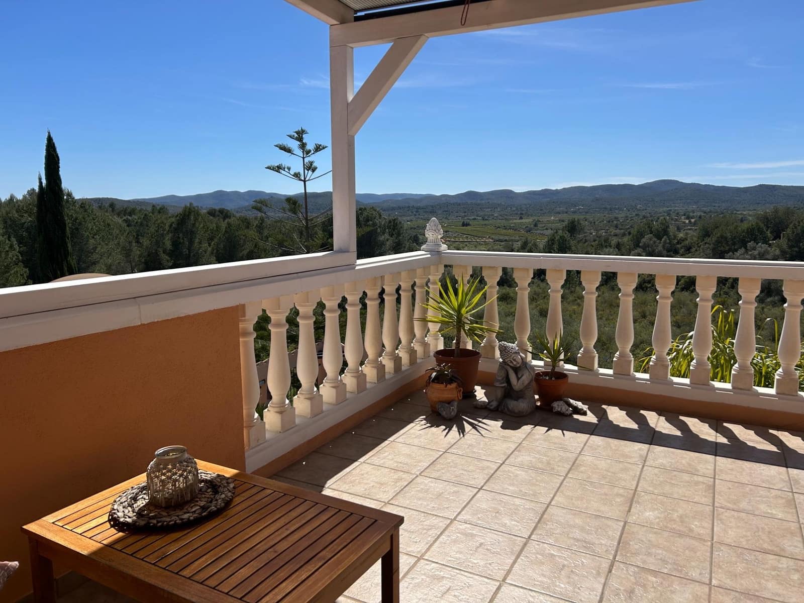 4 bedroom Villa for sale in Calig with pool garage - € 525,000 (Ref: 9741879)