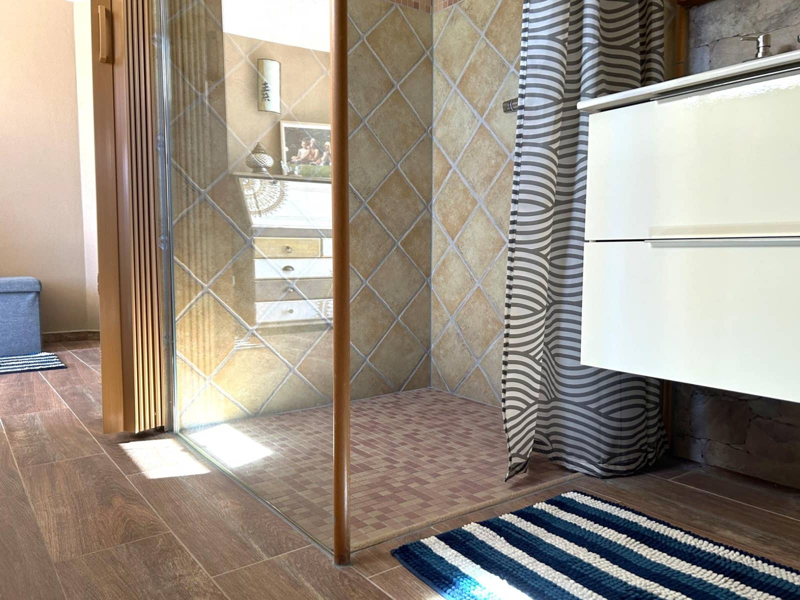 4 bedroom Villa for sale in Calig with pool garage - € 525,000 (Ref: 9741879)