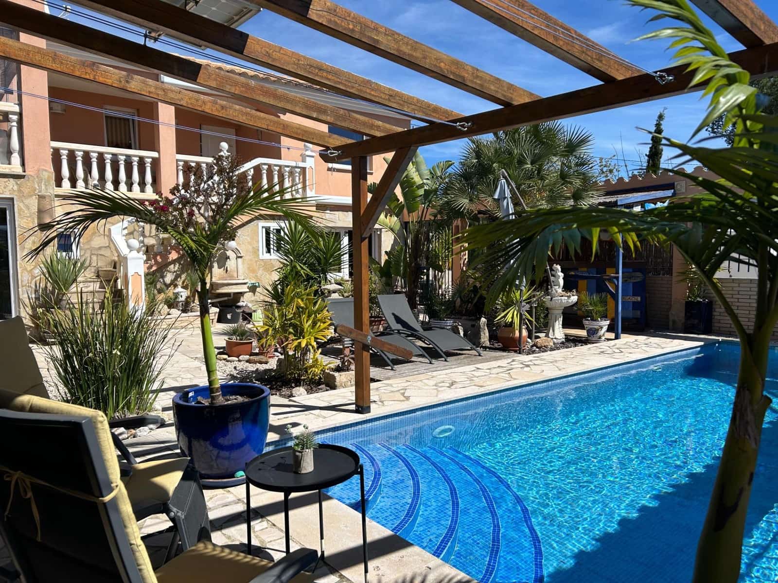 4 bedroom Villa for sale in Calig with pool garage - € 525,000 (Ref: 9741879)