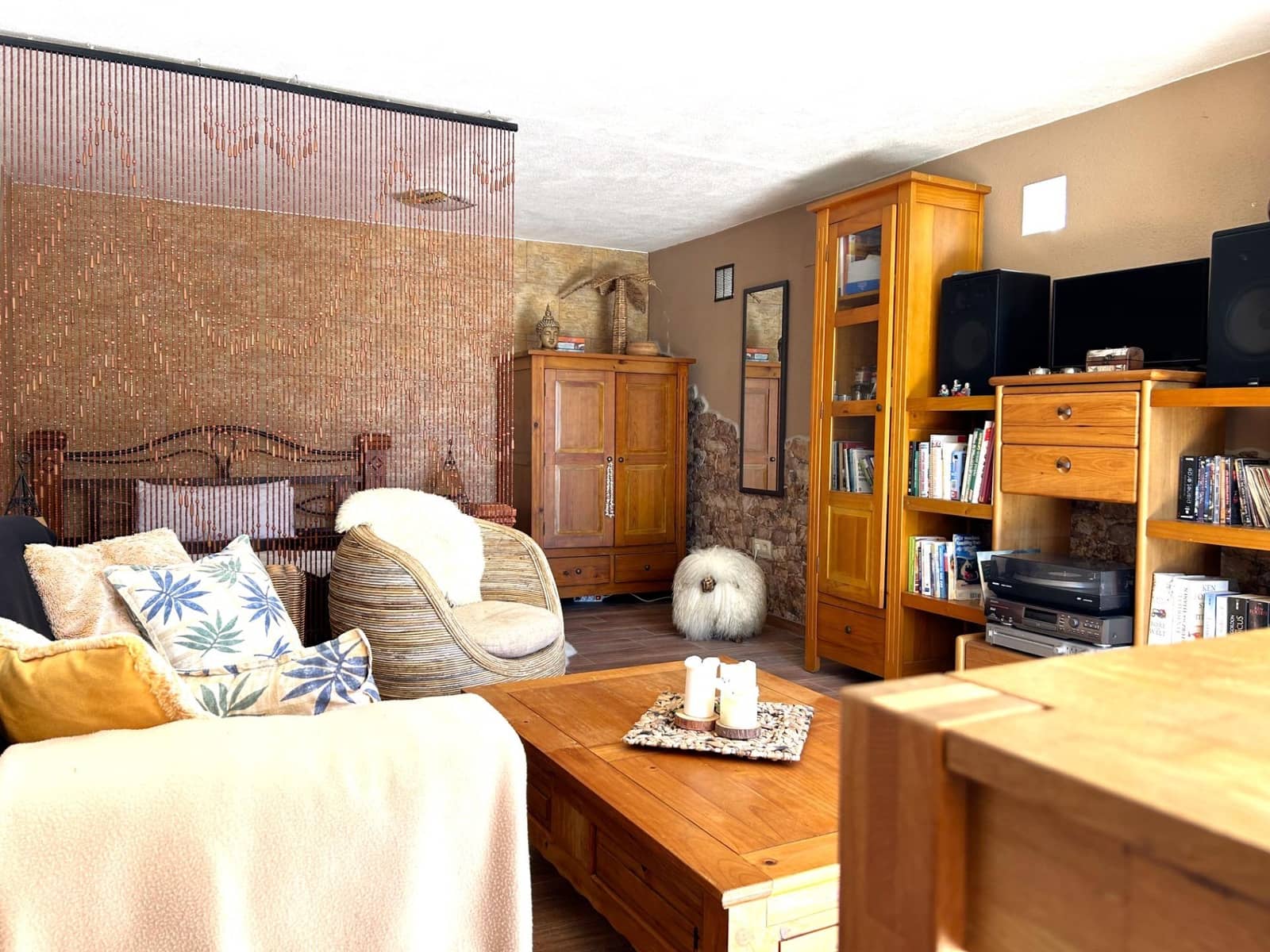 4 bedroom Villa for sale in Calig with pool garage - € 525,000 (Ref: 9741879)