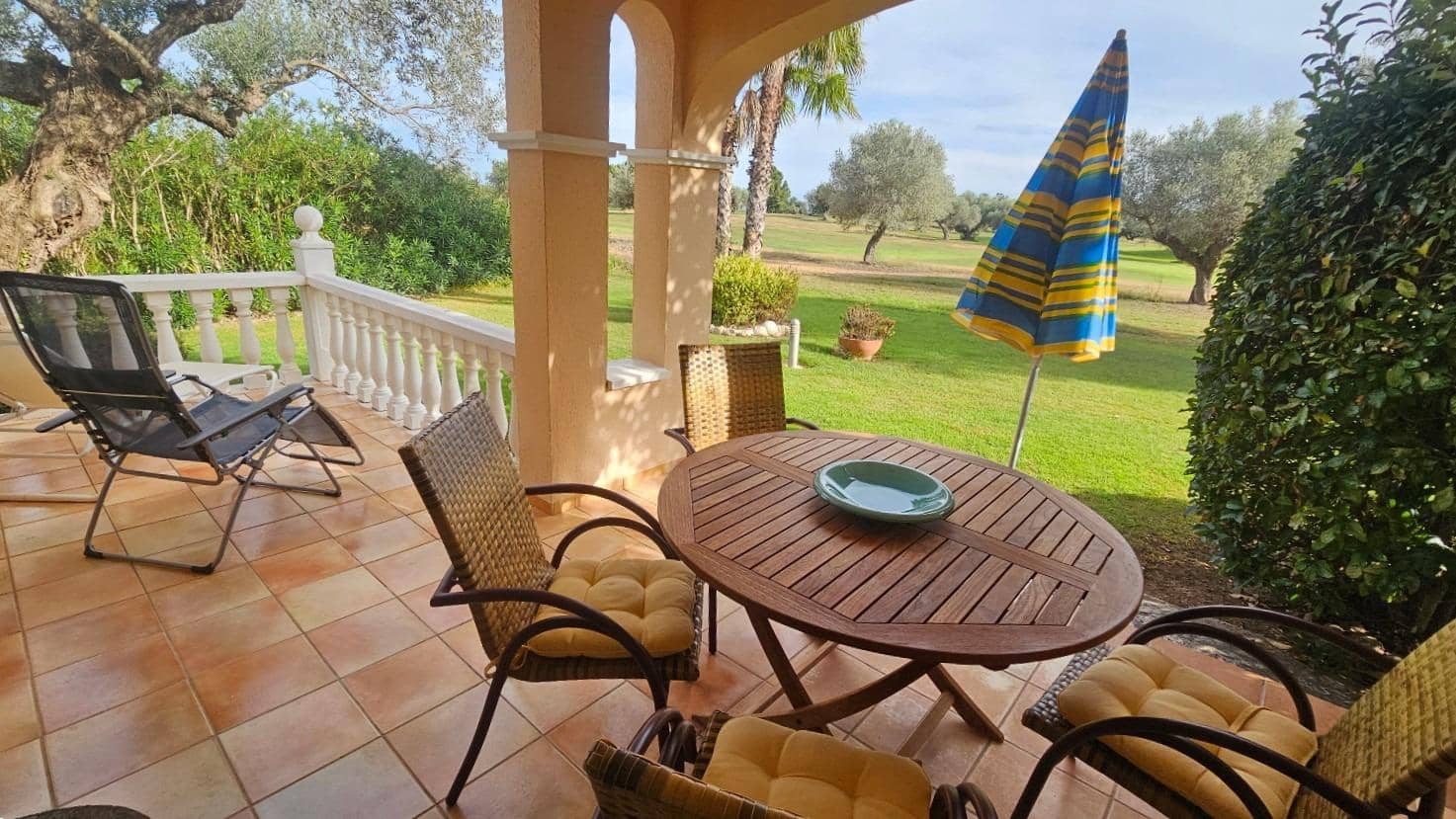 Adosado de 2 habitaciones en Sant Jordi en venta con piscina - 219.000 € (Ref: 9741880)