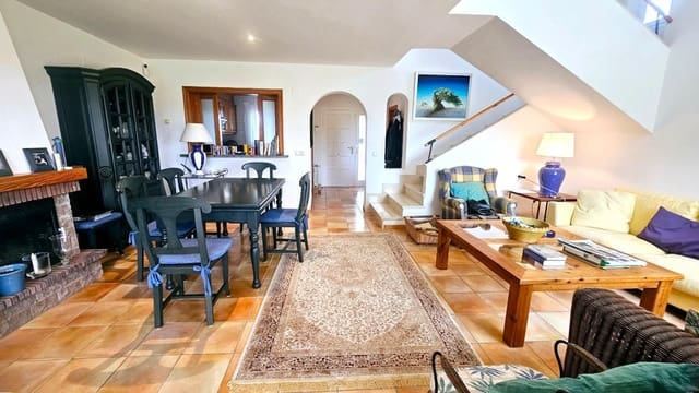 Adosado de 2 habitaciones en Sant Jordi en venta con piscina - 219.000 € (Ref: 9741880)