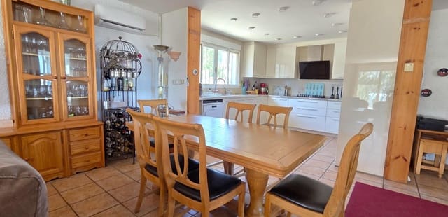 3 sypialnia Willa na sprzedaż w Vinaròs z basenem garażem - 350 000 € (Ref: 9799452)