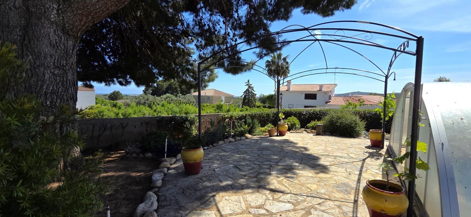 Chalet de 3 habitaciones en Vinaròs en venta con piscina garaje - 350.000 € (Ref: 9799452)