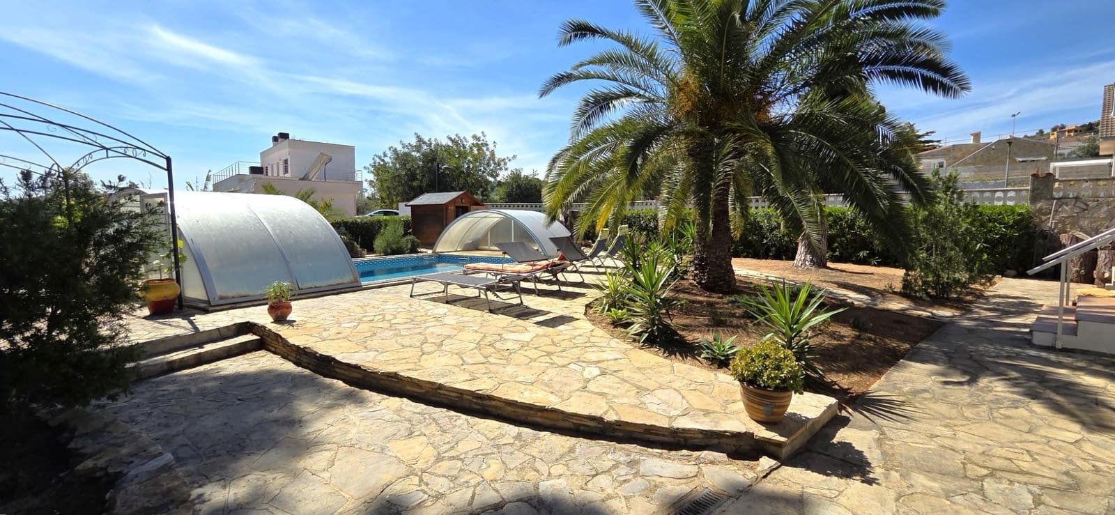 Chalet de 3 habitaciones en Vinaròs en venta con piscina garaje - 350.000 € (Ref: 9799452)