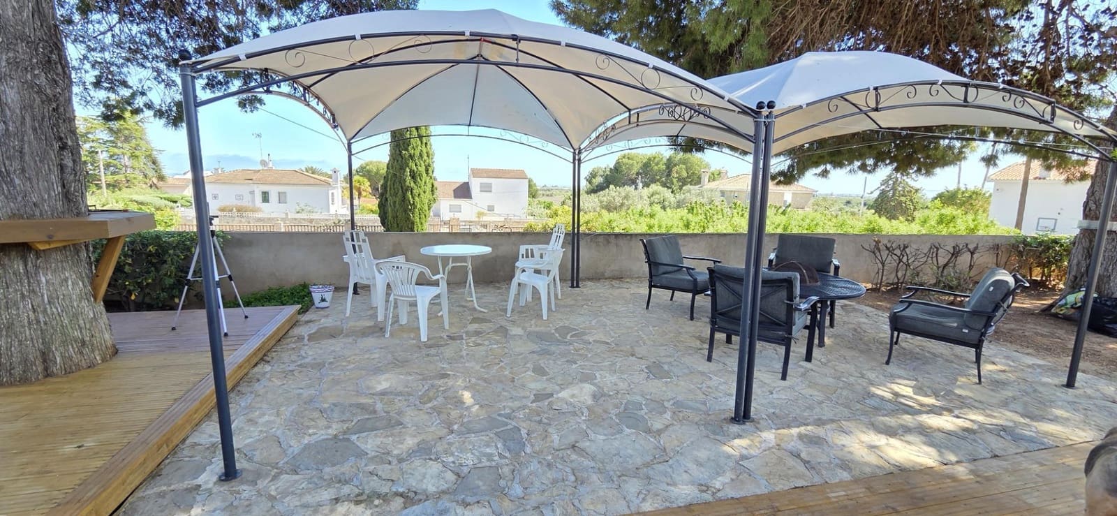 Chalet de 3 habitaciones en Vinaròs en venta con piscina garaje - 350.000 € (Ref: 9799452)