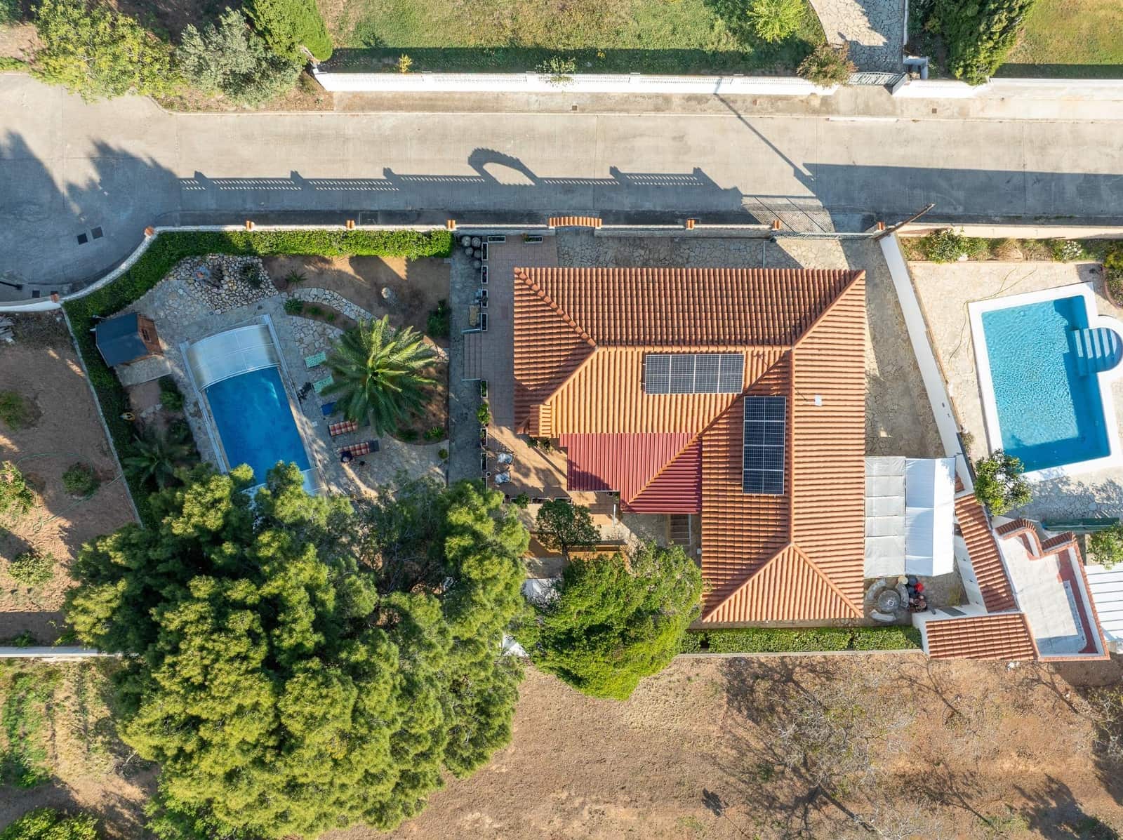 Chalet de 3 habitaciones en Vinaròs en venta con piscina garaje - 350.000 € (Ref: 9799452)