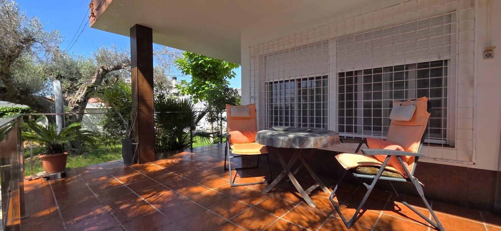 Chalet de 3 habitaciones en Vinaròs en venta con garaje - 399.000 € (Ref: 9913336)
