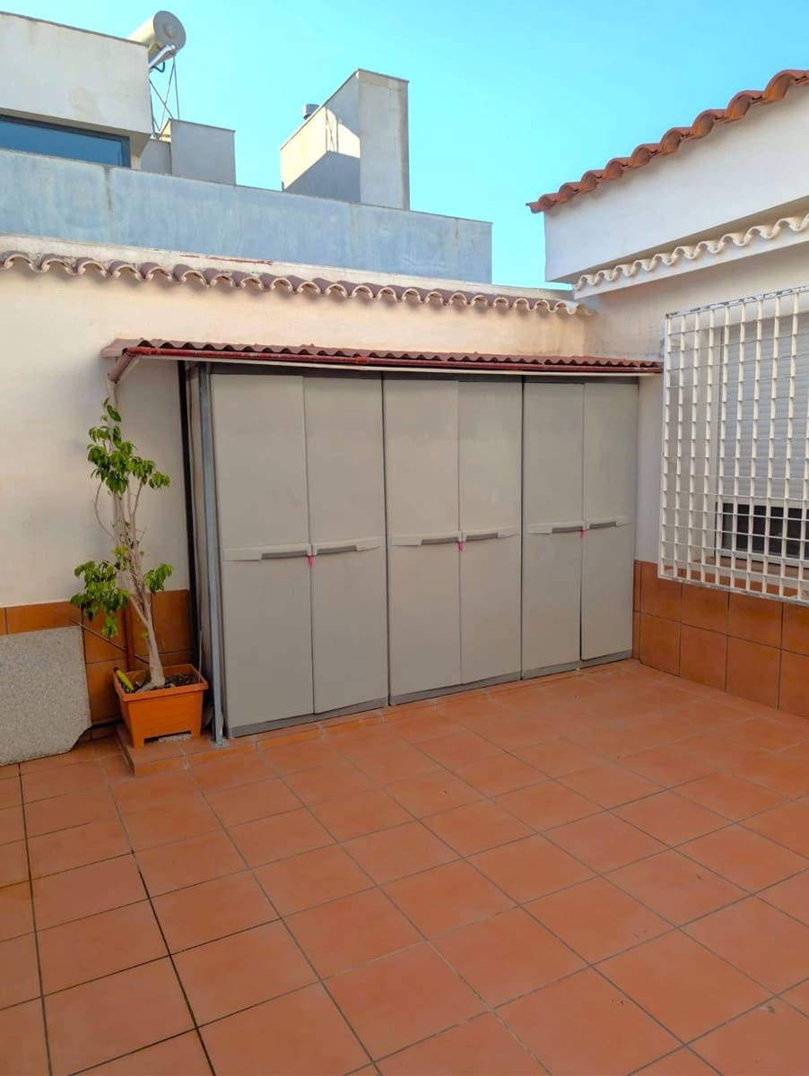 Chalet de 3 habitaciones en Vinaròs en venta con garaje - 399.000 € (Ref: 9913336)