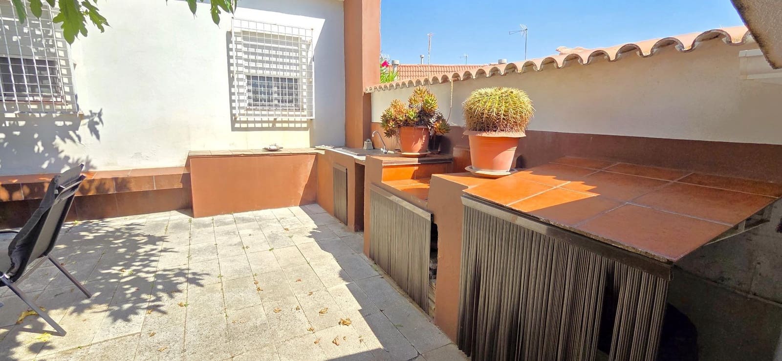 Chalet de 3 habitaciones en Vinaròs en venta con garaje - 399.000 € (Ref: 9913336)