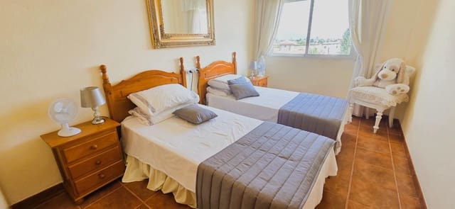 2 Zimmer Wohnung zu verkaufen in Vinaròs mit Pool - 155.000 € (Ref: 9994398)