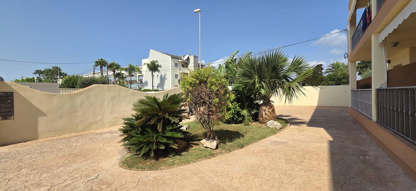 2 Zimmer Wohnung zu verkaufen in Vinaros mit Pool - 155.000 € (Ref: 9994398)