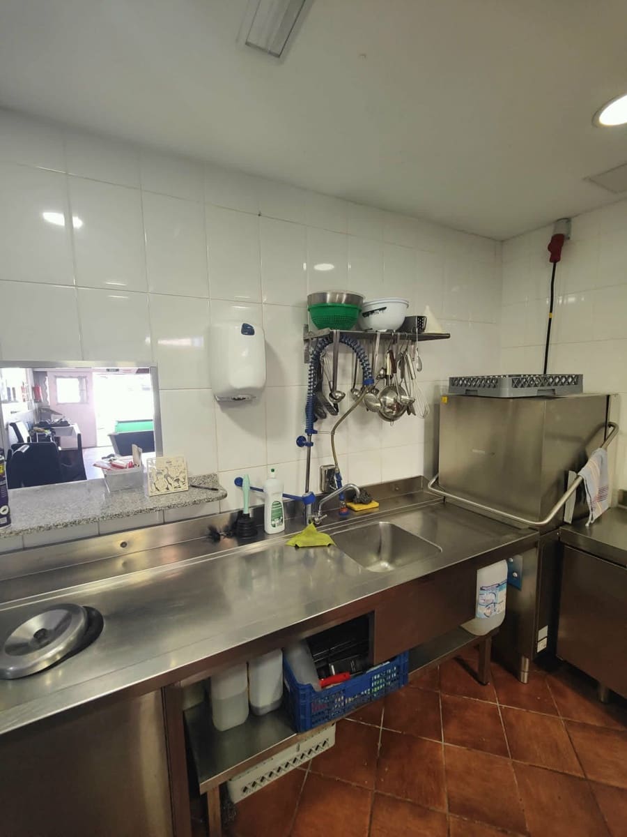 Bar/Restaurante en Playa del Inglés en alquiler - 2.400 € (Ref: 10039288)