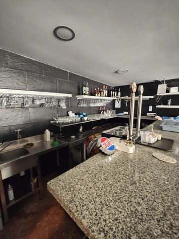 Bar/Restaurante en Playa del Inglés, San Bartolomé de Tirajana en alquiler - 2.400 € (Ref: 10039288)