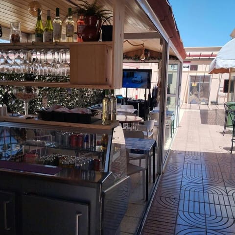 Restaurant/Bar til leje i Arguineguín, Mogán med garage - € 400 (Ref: 10175558)