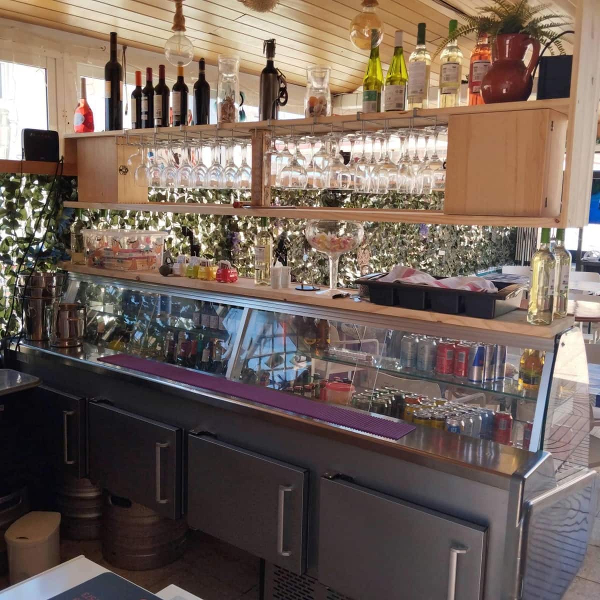 Restaurant/Bar til leje i Arguineguin med garage - € 400 (Ref: 10175558)