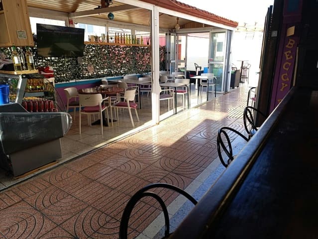 Restaurant/Bar til leje i Arguineguín, Mogán med garage - € 400 (Ref: 10175558)