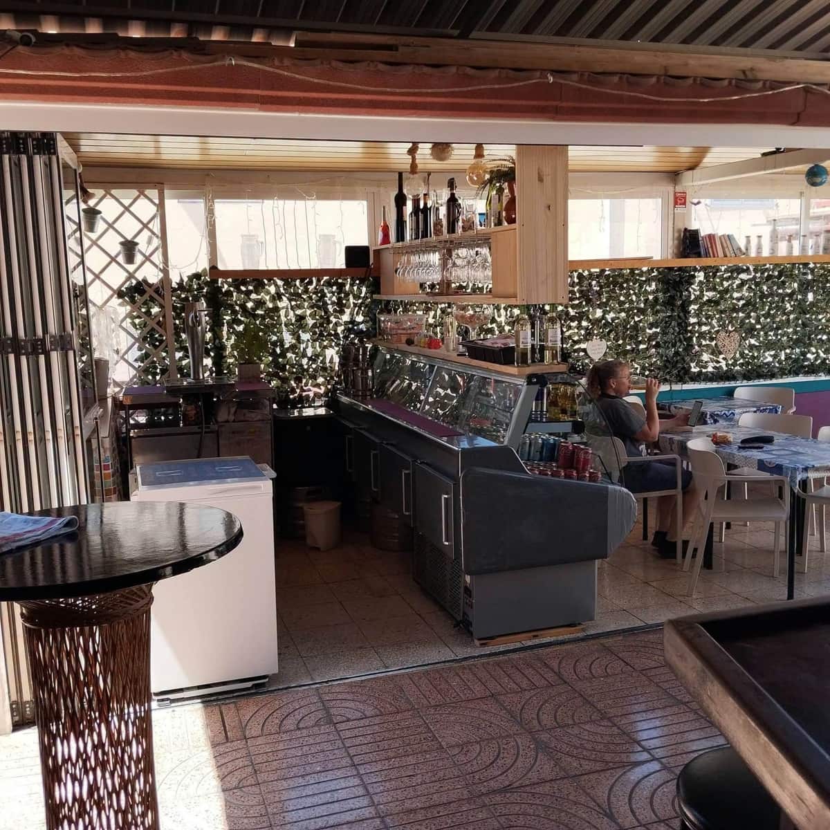 Restaurant/Bar til leje i Arguineguin med garage - € 400 (Ref: 10175558)