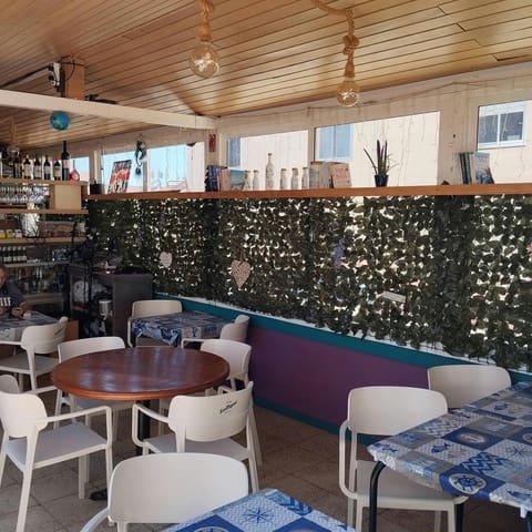 Restaurant/Bar til leje i Arguineguín, Mogán med garage - € 400 (Ref: 10175558)