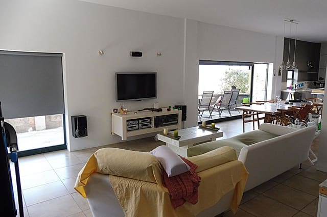 2 slaapkamer Finca/Landhuis te koop in El Salobre, San Bartolomé de Tirajana met garage - € 462.000 (Ref: 9219038)