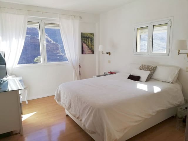 6 soveværelse Finca/Landehus til salg i Arguineguin med garage - € 450.000 (Ref: 9245637)