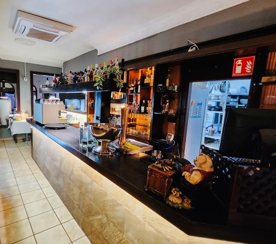 Restaurant/Bar for sale in Ingenio - € 79,900 (Ref: 9287319)