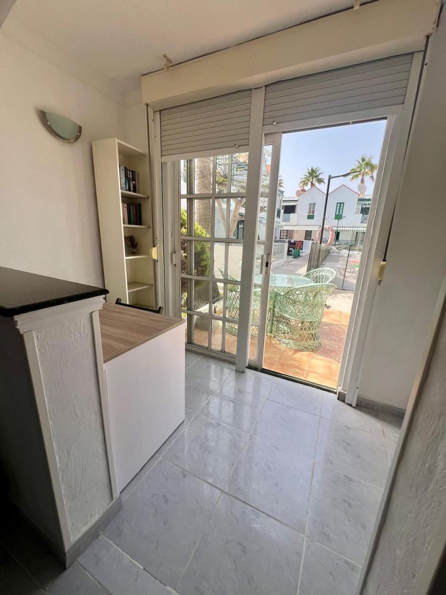 1 sypialnia Apartament na sprzedaż w Puerto Rico z basenem - 191 000 € (Ref: 9386632)