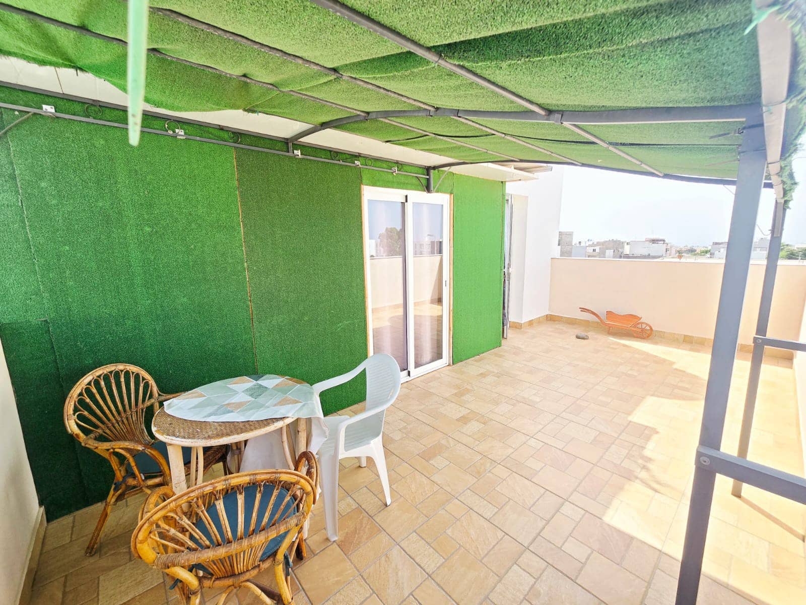 3 soveværelse Semi-Rækkehus til salg i El Tablero med garage - € 390.000 (Ref: 9386664)