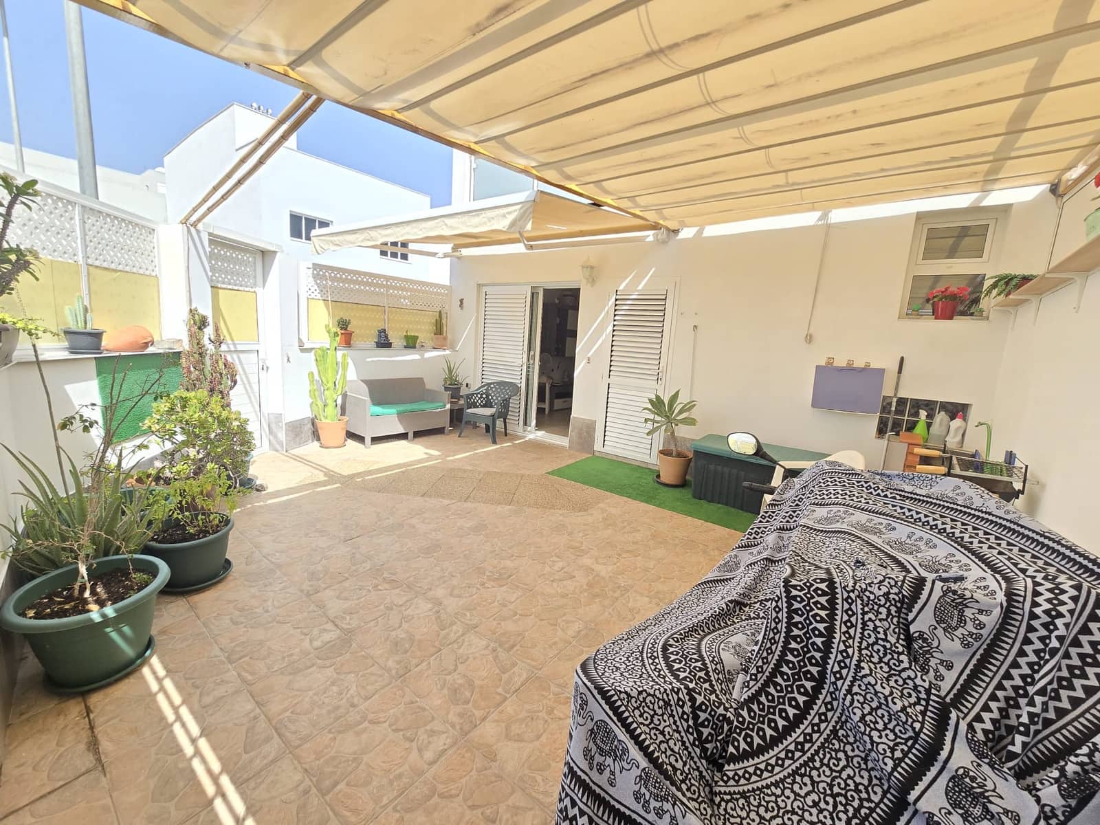 3 soveværelse Semi-Rækkehus til salg i El Tablero med garage - € 390.000 (Ref: 9386664)