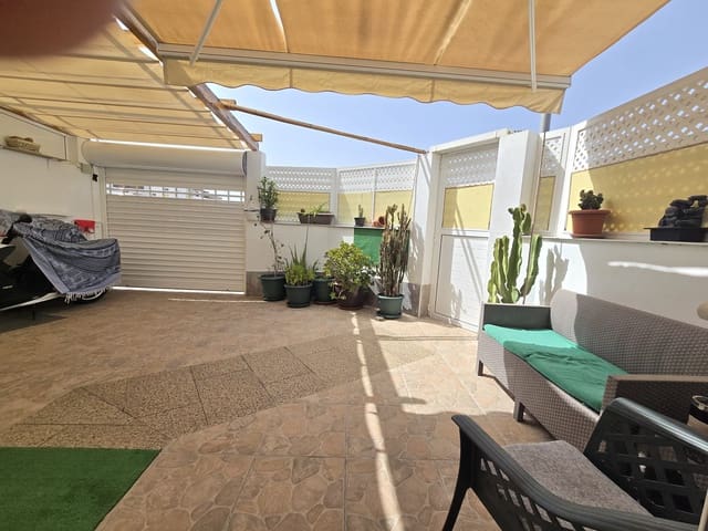 3 soveværelse Semi-Rækkehus til salg i El Tablero, San Bartolomé de Tirajana med garage - € 390.000 (Ref: 9386664)