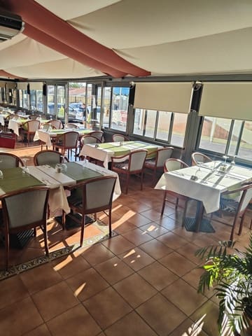 Restaurant/Bar til salgs i Playa del Inglés, San Bartolomé de Tirajana - € 159 000 (Ref: 9393471)