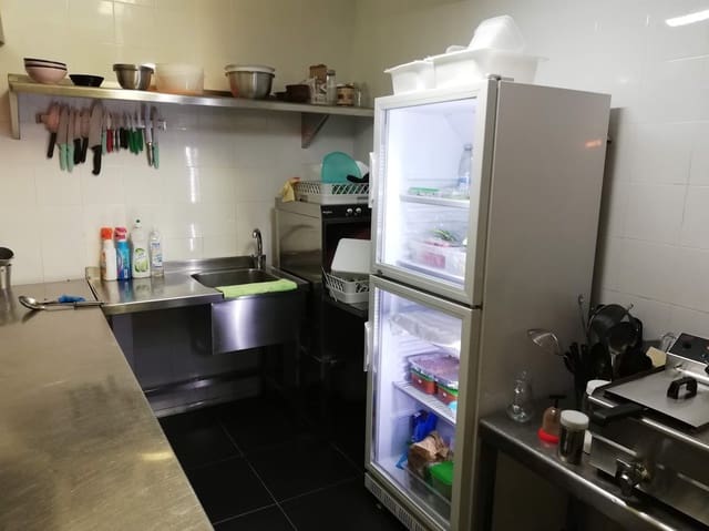 Restaurant/Bar til salg i San Agustín, San Bartolomé de Tirajana - € 95.000 (Ref: 9424094)