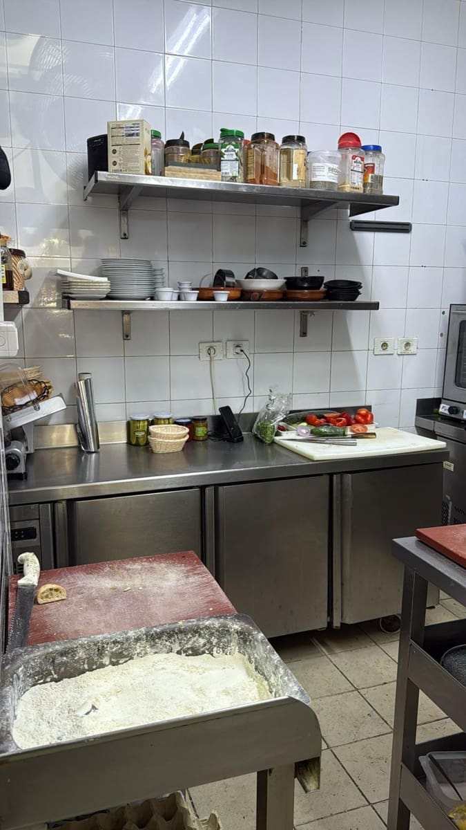 Restaurant/Bar for sale in Maspalomas with garage - € 190,000 (Ref: 9466149)