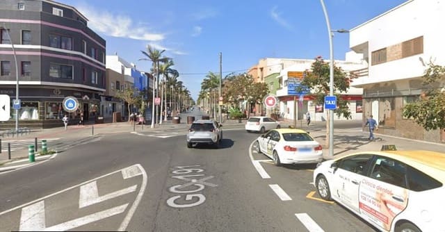 Maison de Ville à vendre à Vecindario, Santa Lucía de Tirajana - 700 000 € (Ref: 9714083)