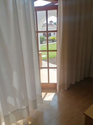 1 soverom Bungalow til leie i Maspalomas, San Bartolomé de Tirajana med garasje - € 975 (Ref: 9789733)