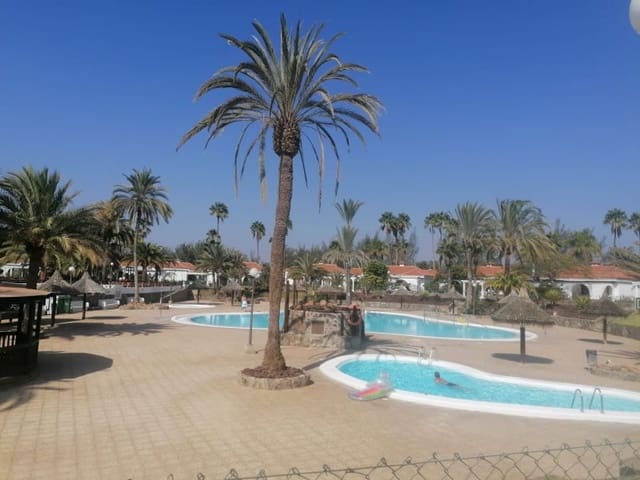 Bungalow de 1 chambre à louer à Maspalomas, San Bartolomé de Tirajana avec piscine garage - 975 € (Ref: 9919042)