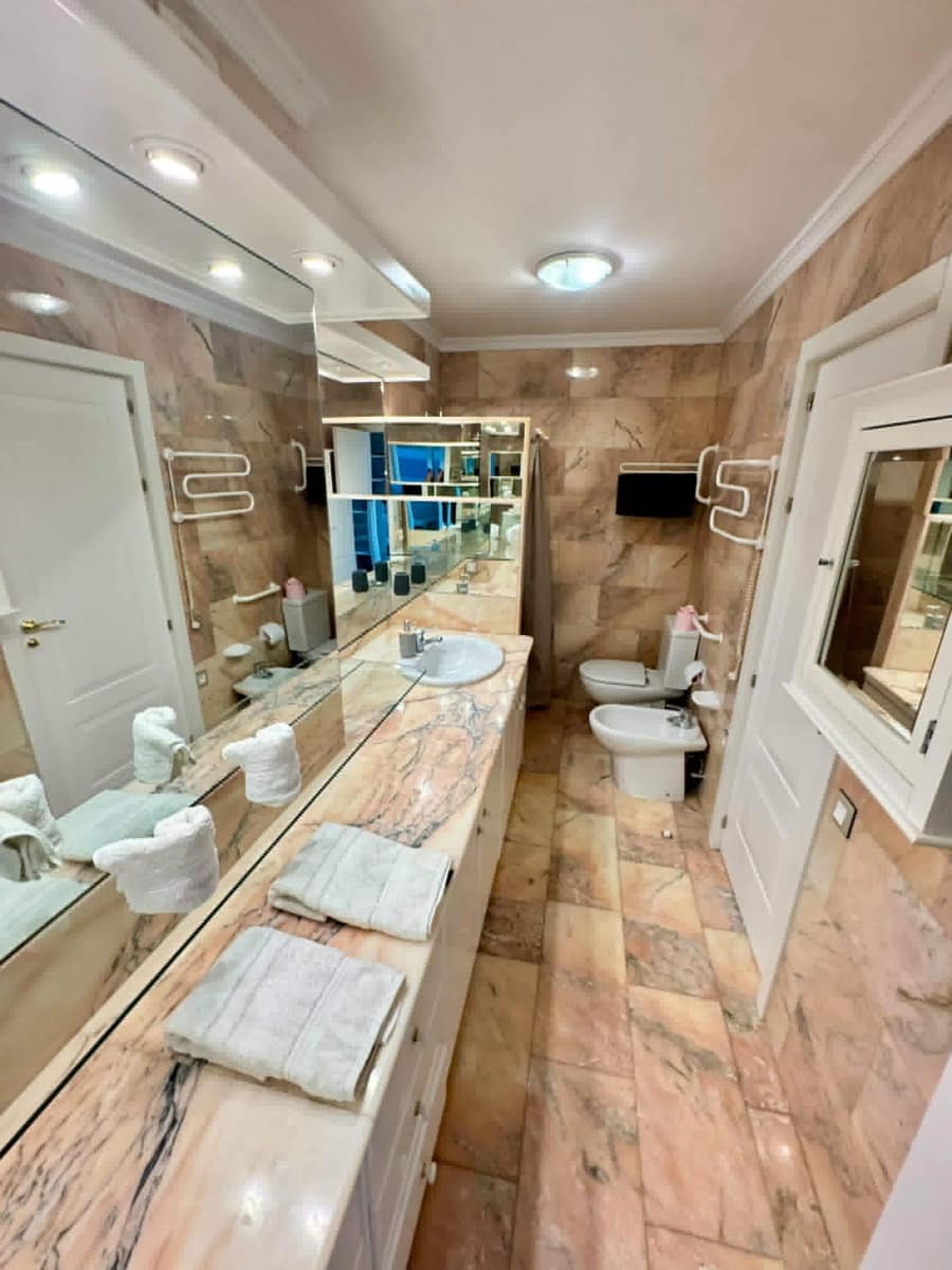 1 slaapkamer Appartement te koop in Patalavaca met zwembad garage - € 399.000 (Ref: 9967072)